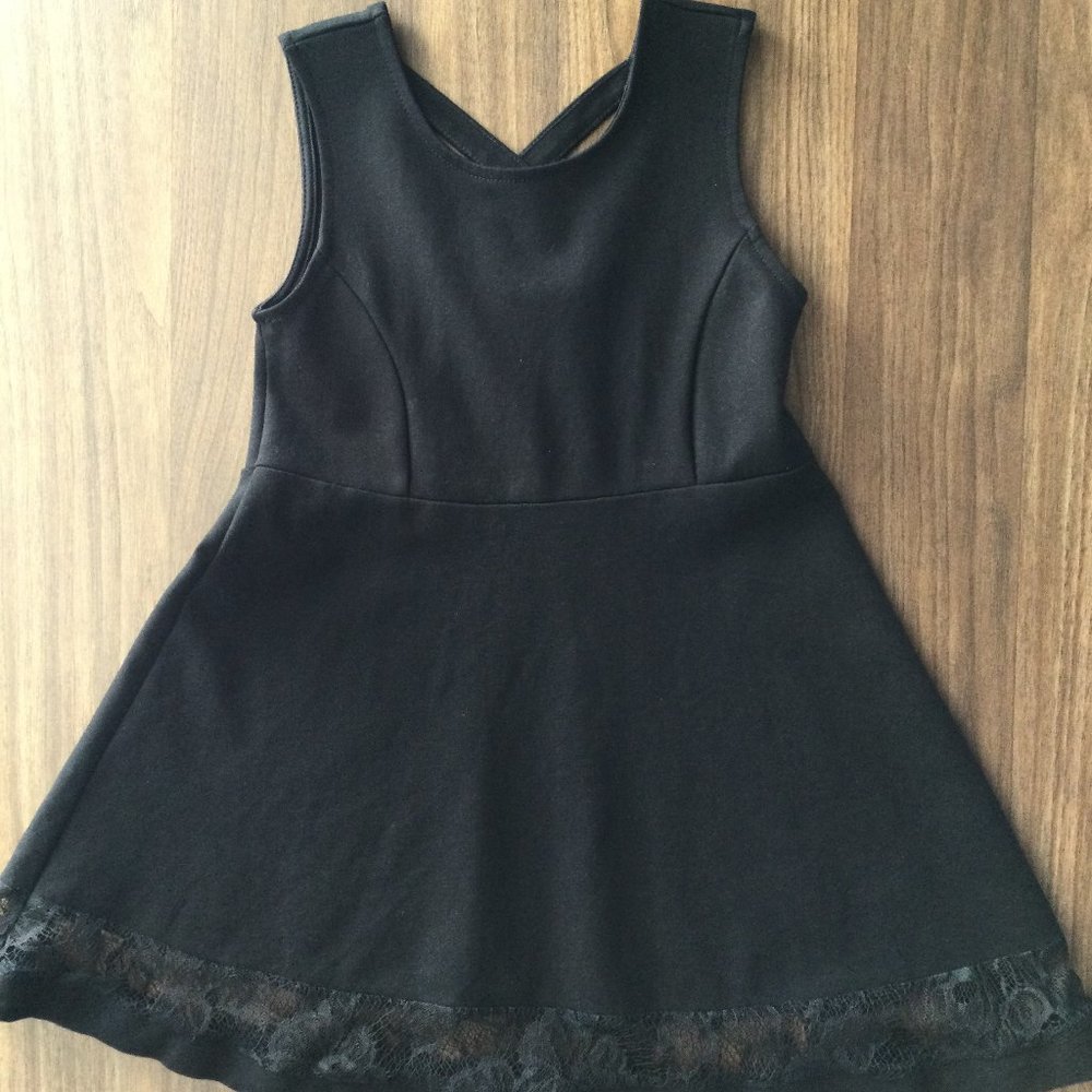 Sleeveless Knee-Length Dress - Girls Size 6: Ideal for the holidays!